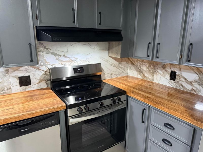 5965 Harrisburg Georgesville Road, Unit 114, Grove City, OH 43123 Photo 5