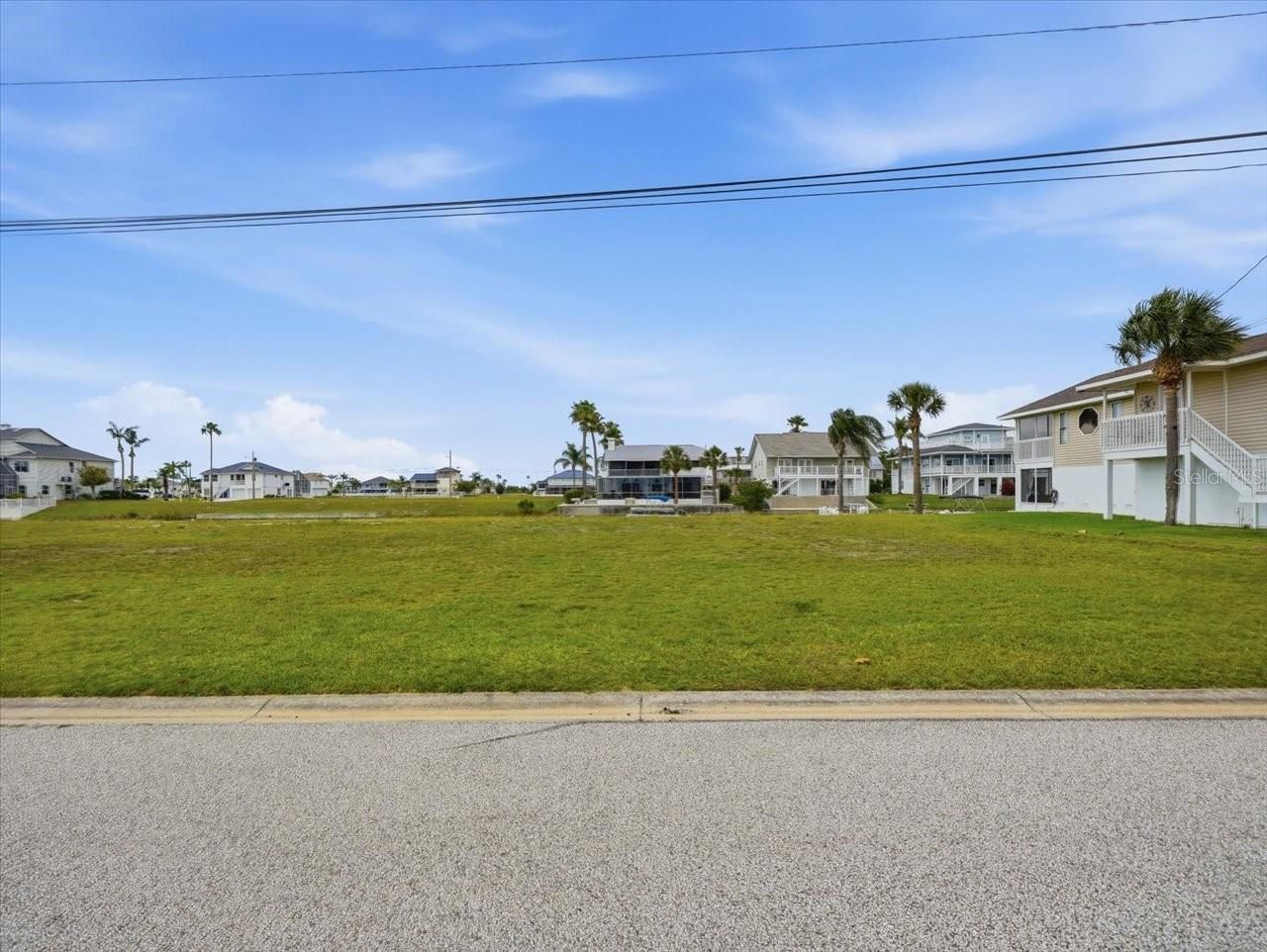 4033 Triggerfish Drive , Hernando Beach, FL 34607 Photo