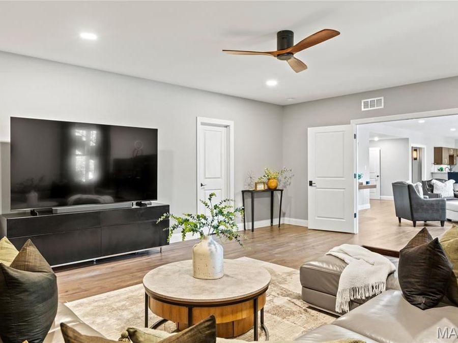 Property Image 64
