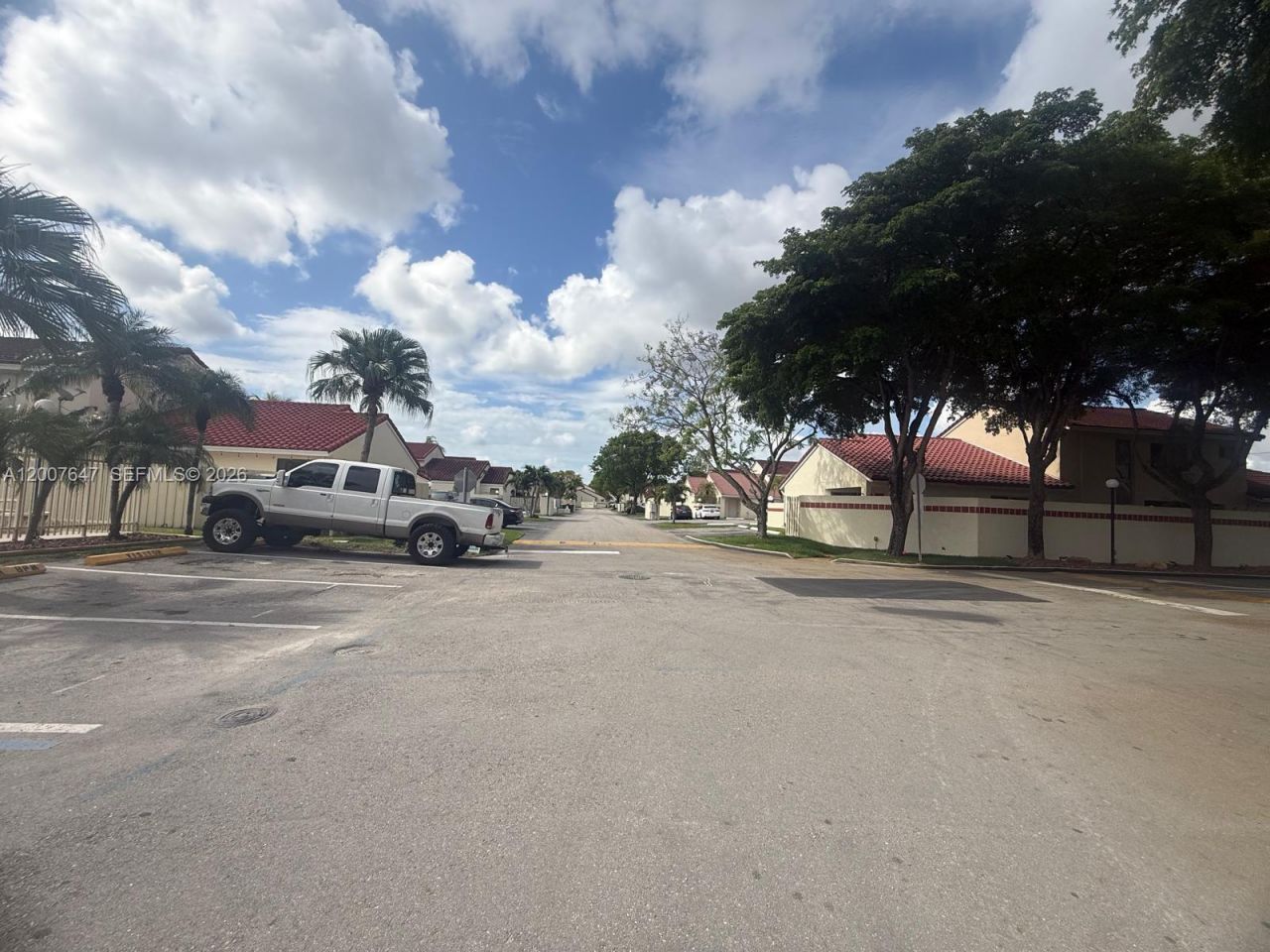 1004 San Remo Cir, Homestead, FL 33035 Photo