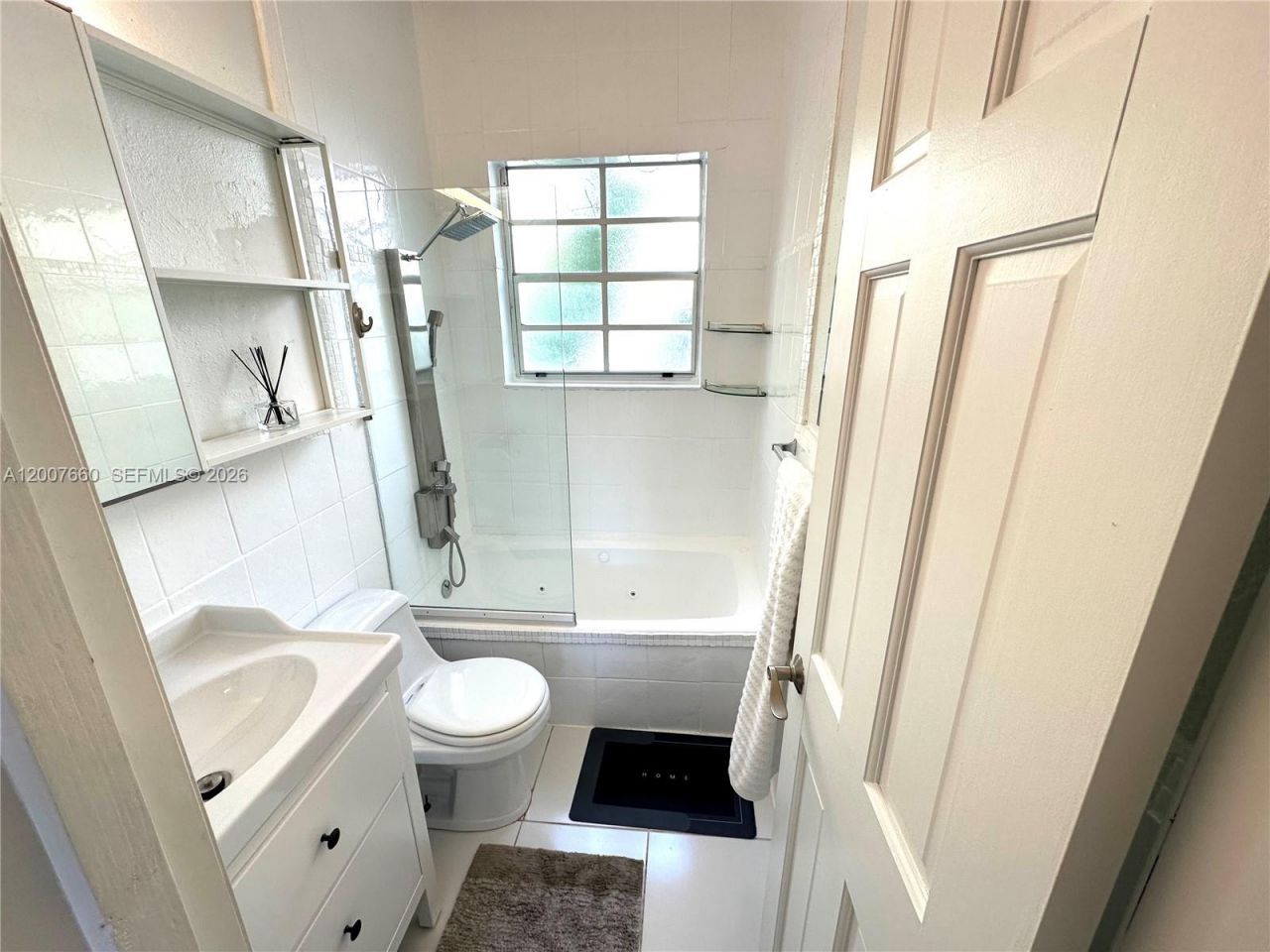 1007 Meridian Ave , Unit 12, Miami Beach, FL 33139 Photo