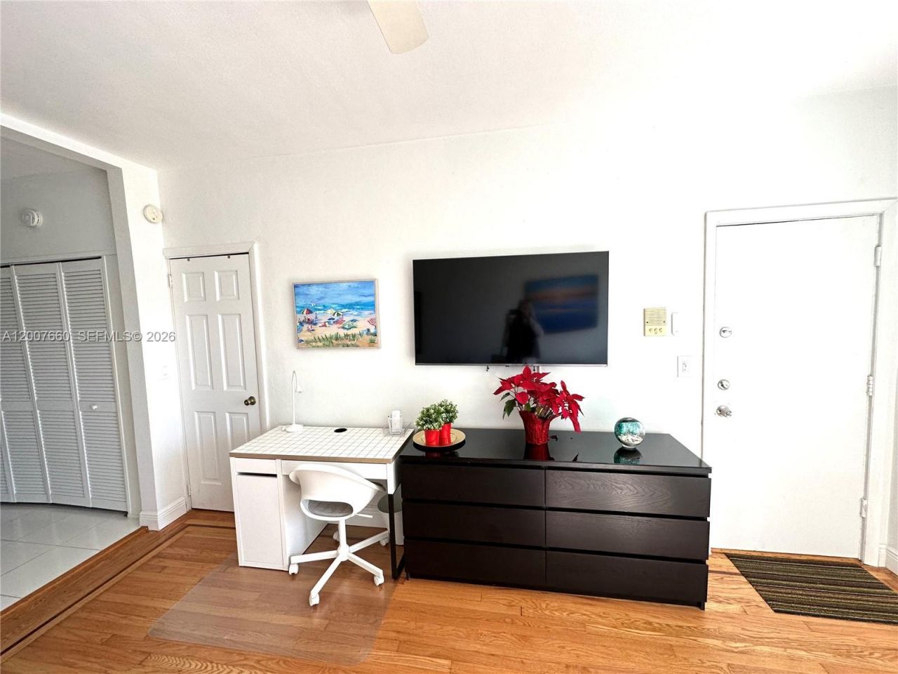 1007 Meridian Ave , Unit 12, Miami Beach, FL 33139 Photo