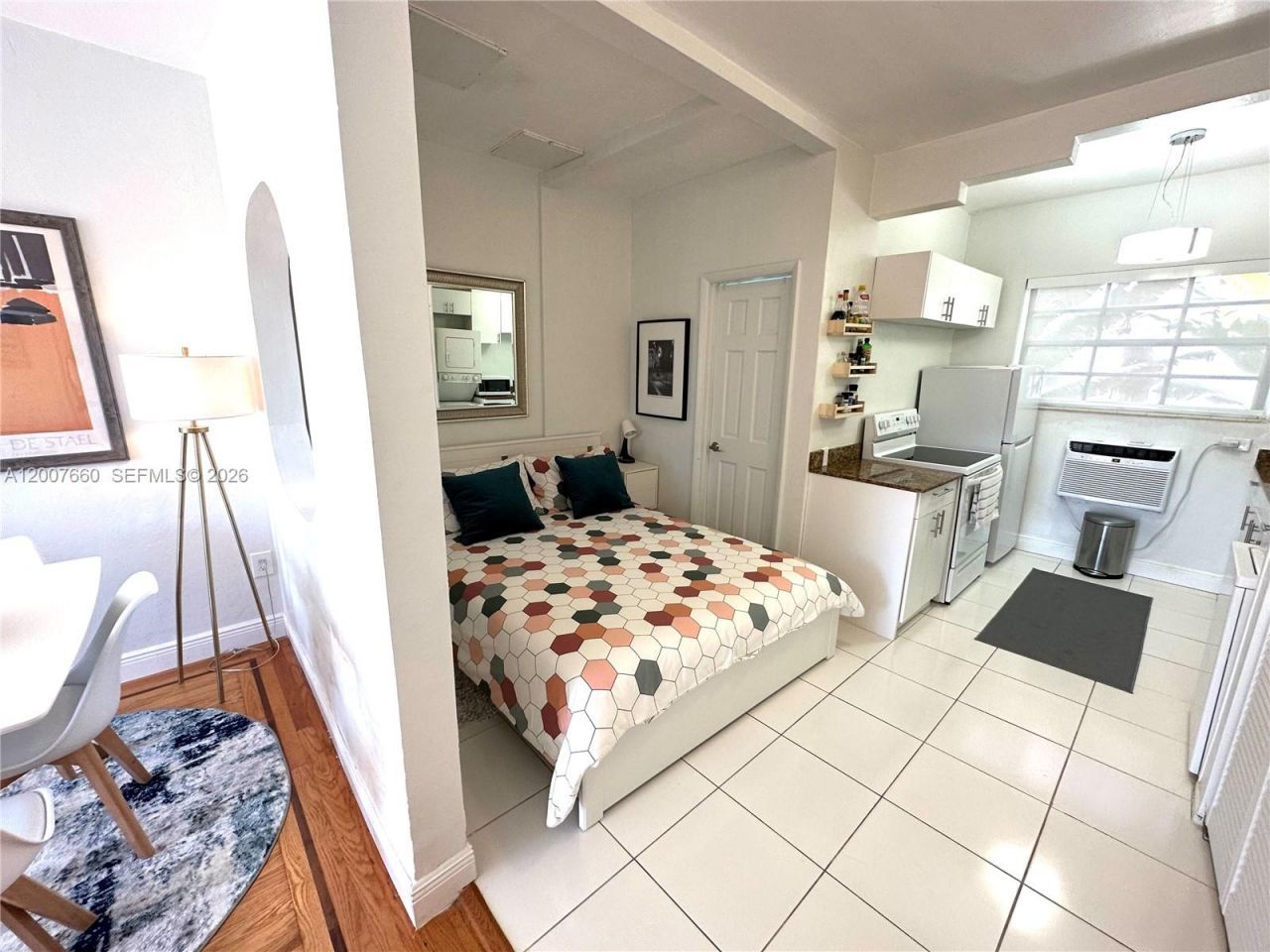1007 Meridian Ave , Unit 12, Miami Beach, FL 33139 Photo