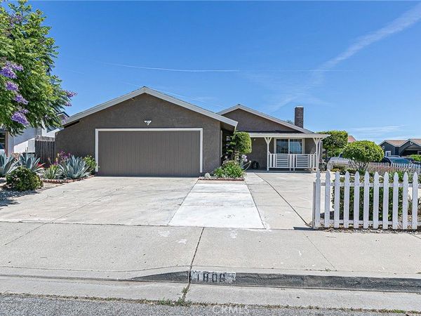 1806 Woodlawn, Santa Maria, CA 93458