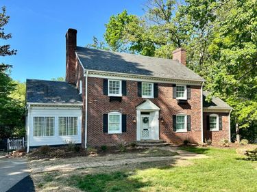 4625 Locksview Road, Lynchburg, VA 24503