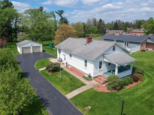 3015 Spring Garden Ave , New Castle, PA 16105