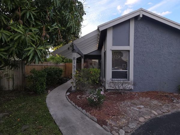 8131 SW 4th Street, North Lauderdale, FL 33068