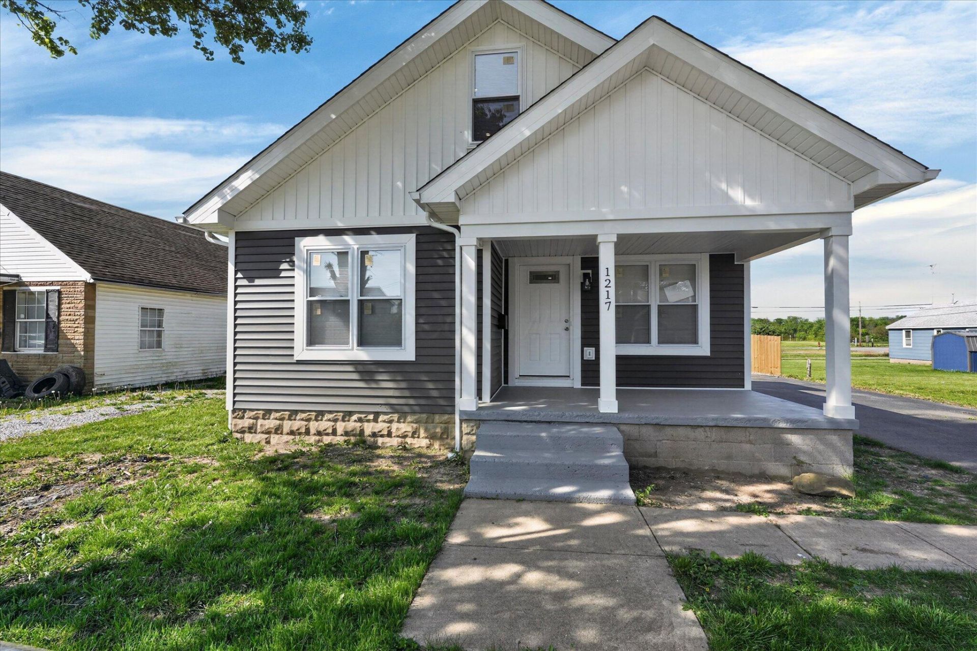 1217 Grace Street , Washington Court House, OH 43160 Main Photo