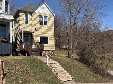 525 W 4th Street , Duluth, MN 55806