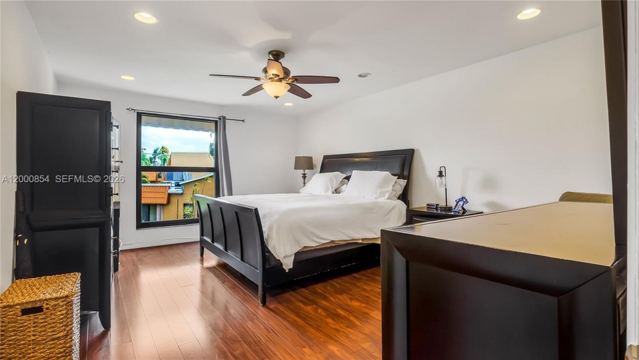 1541 NW 92nd Ave , Unit 186, Pembroke Pines, FL 33024 Photo
