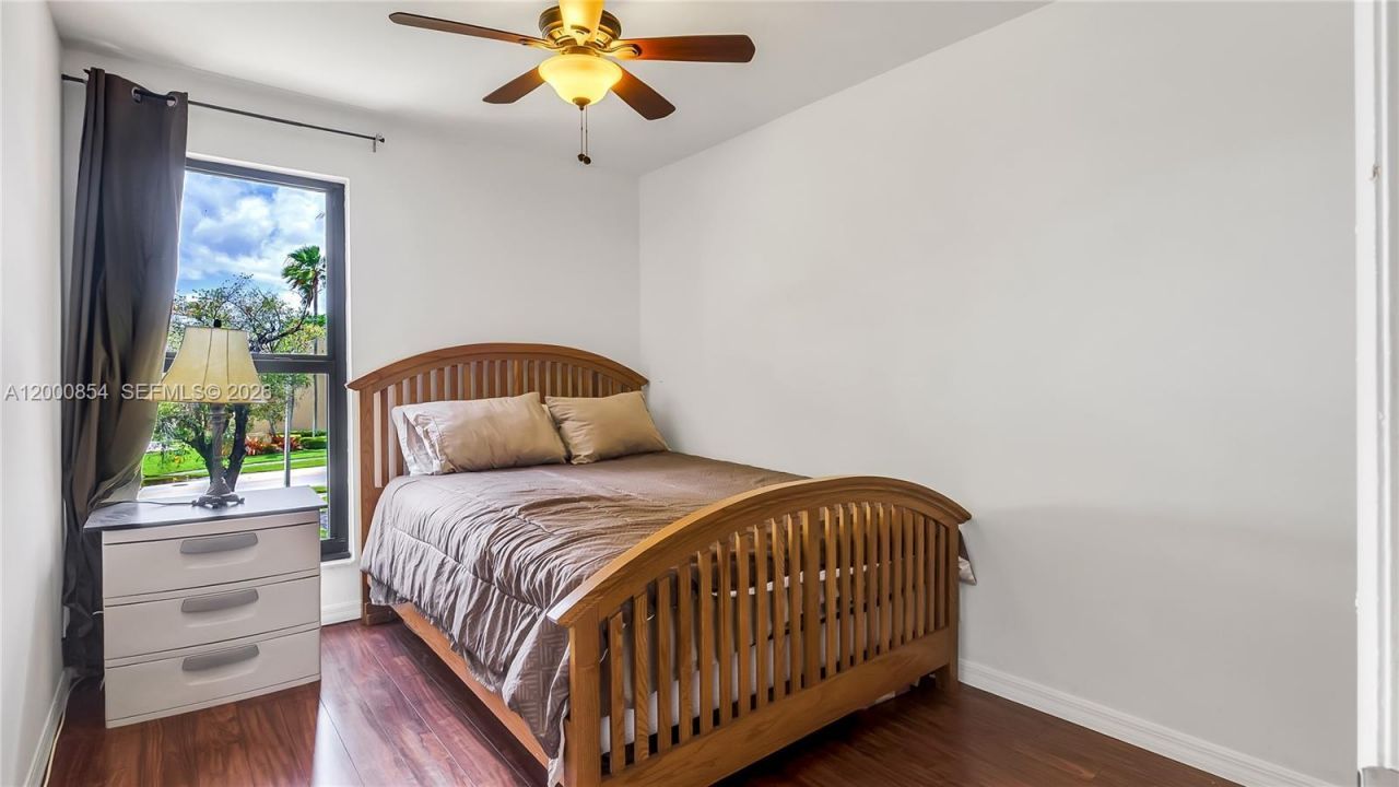 1541 NW 92nd Ave , Unit 186, Pembroke Pines, FL 33024 Photo