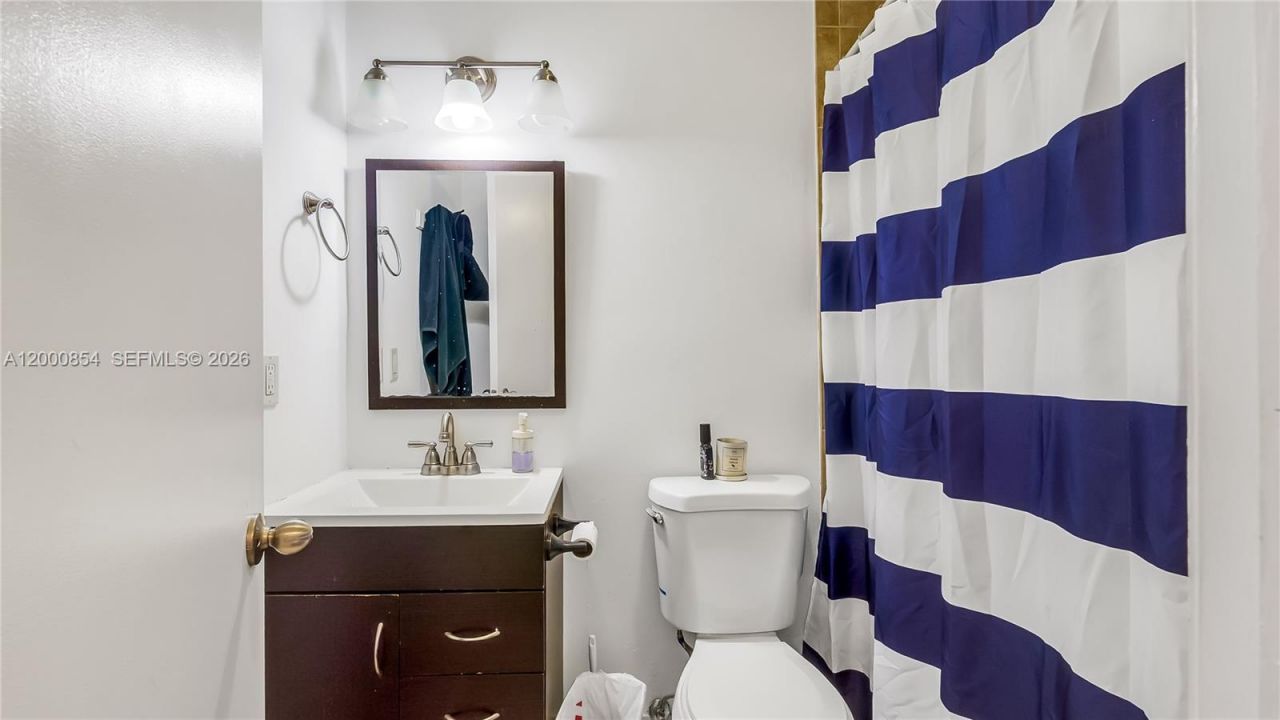 1541 NW 92nd Ave , Unit 186, Pembroke Pines, FL 33024 Photo