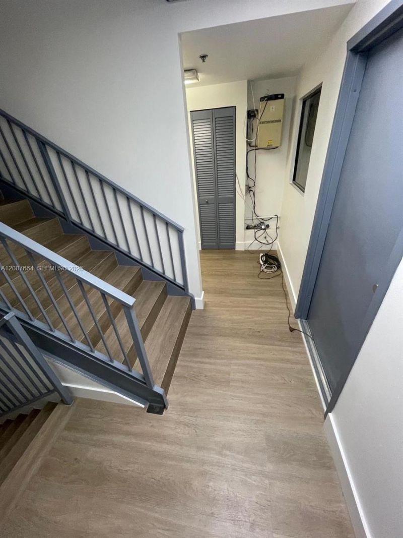 9387 NW 13th St , Unit 7, Doral, FL 33172 Photo