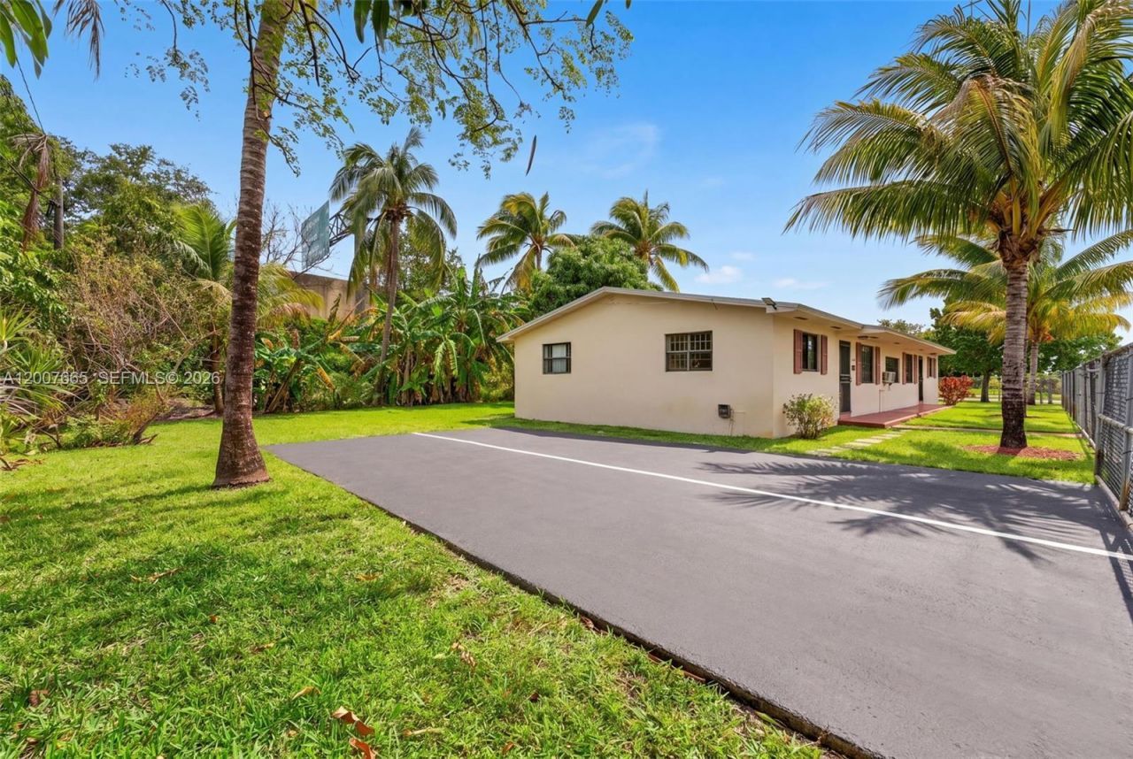 11120 NW 6th Ave, Miami Shores, FL 33168 Photo