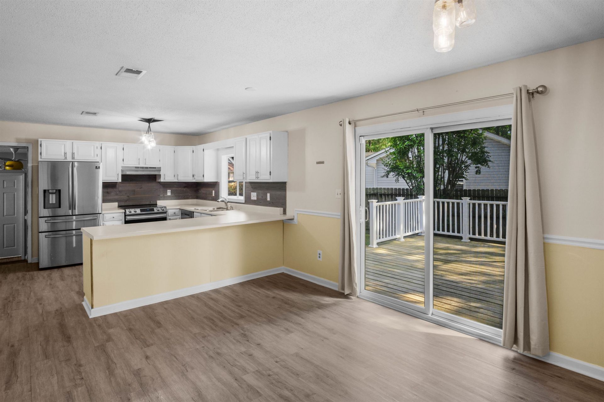 105 Pebble Dr.  Photo 10