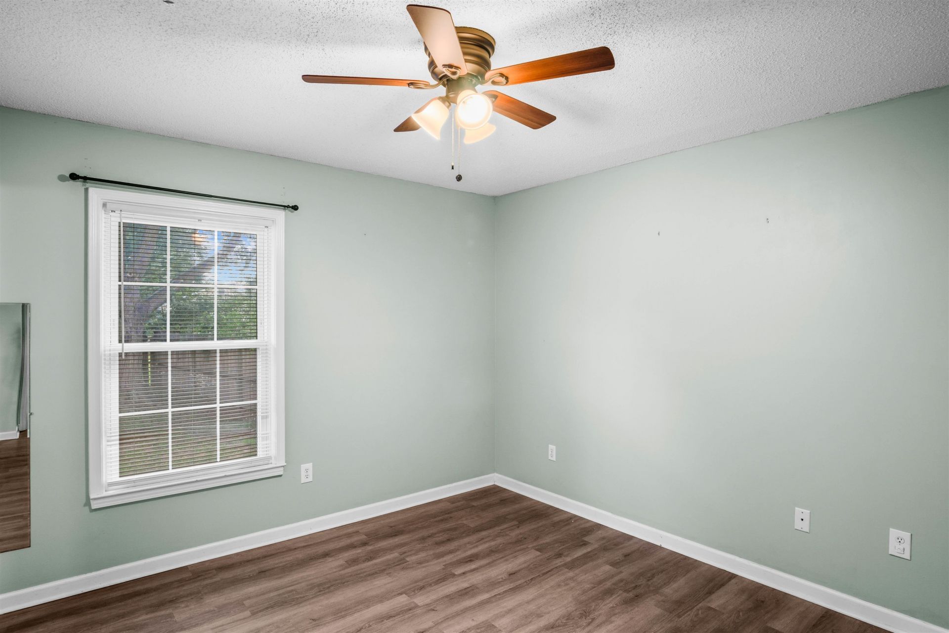 105 Pebble Dr.  Photo 20