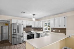 105 Pebble Dr.  photo 4