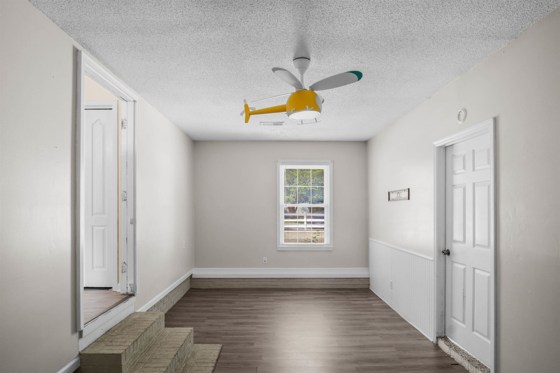 105 Pebble Dr.  Photo 9