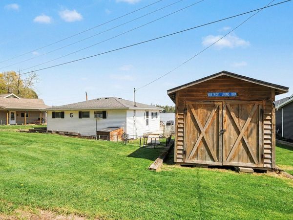 13351 Clausen Road, Trufant, MI 49347