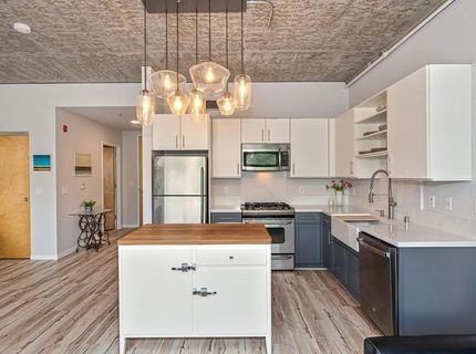 1818 L St #402, Unit 402, Sacramento, CA 95811 Photo