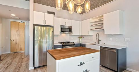 1818 L St #402, Unit 402, Sacramento, CA 95811 Photo