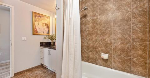 1818 L St #402, Unit 402, Sacramento, CA 95811 Photo