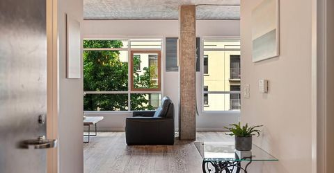 1818 L St #402, Unit 402, Sacramento, CA 95811 Photo