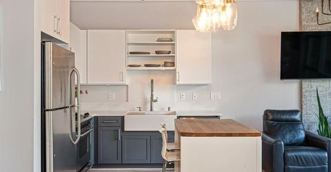 1818 L St #402, Unit 402, Sacramento, CA 95811 Photo