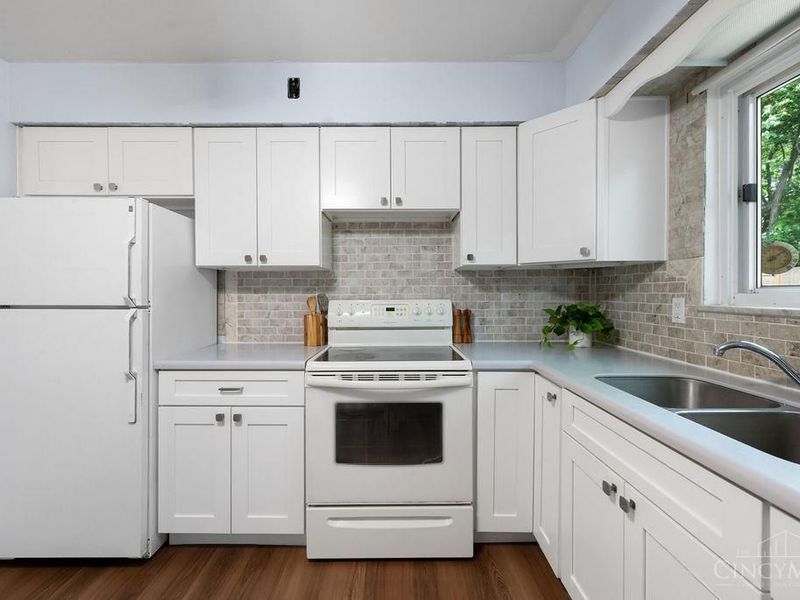 8997 Monsanto Drive, Springfield Twp., OH 45231 Photo 14