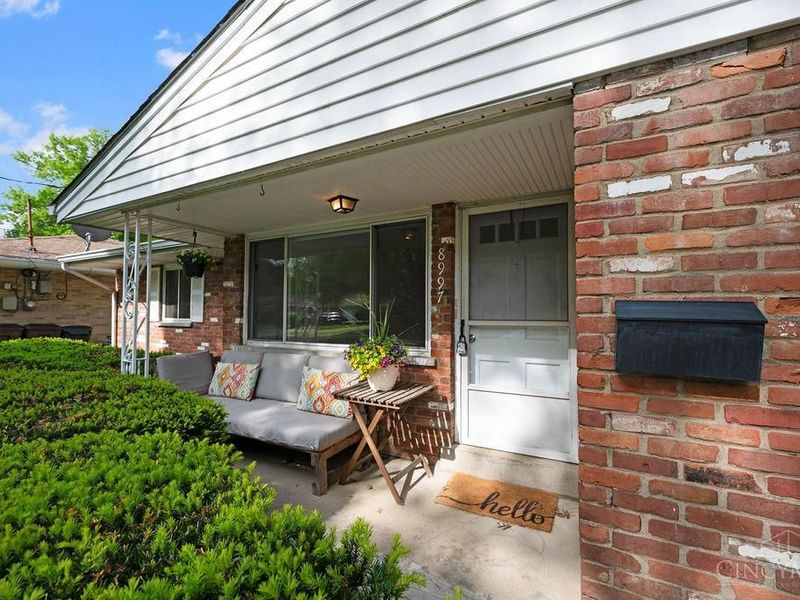 8997 Monsanto Drive, Springfield Twp., OH 45231 Photo 2