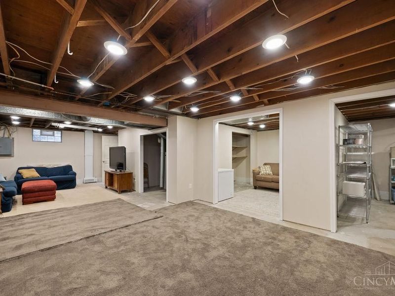 8997 Monsanto Drive, Springfield Twp., OH 45231 Photo 32