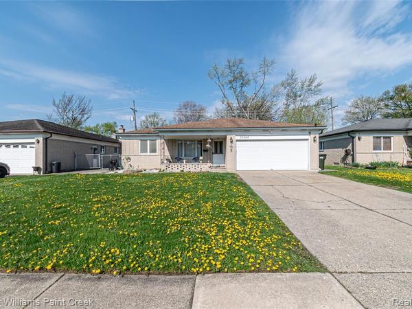 33849 Clifton Drive , Sterling Heights, MI 48310
