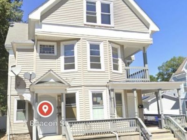 7 Beacon St, Unit 3, Attleboro, MA 02703