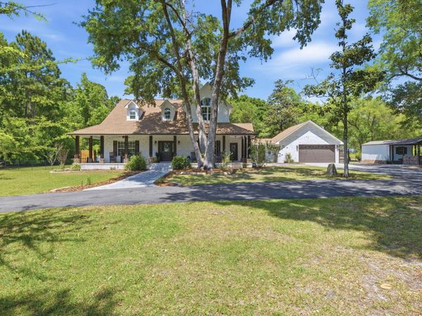 6902 Santa Clara Drive, Navarre, FL 32566