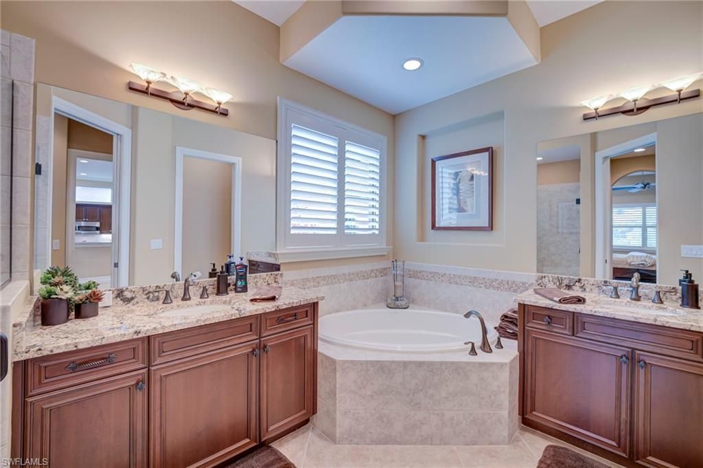 8319 Adelio Ln, Fort Myers, FL 33912 Photo