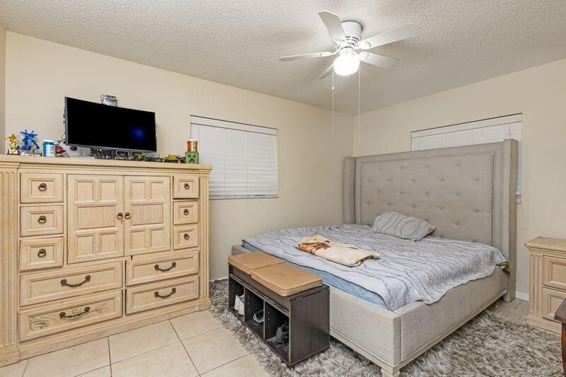 734 SE Arton Lane, Port Saint Lucie, FL 34983 Photo