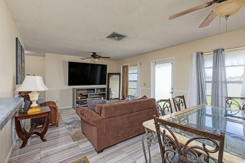 734 SE Arton Lane, Port Saint Lucie, FL 34983 Photo