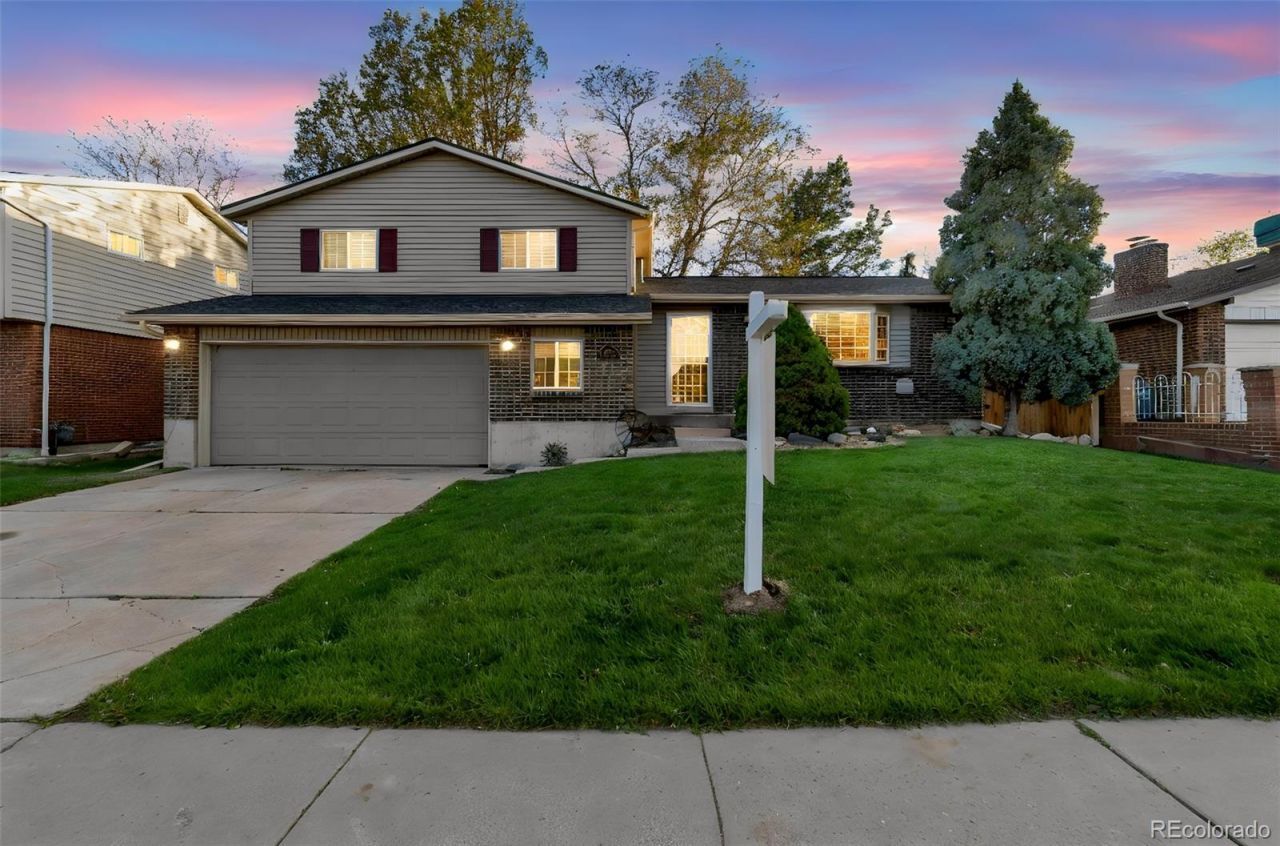 8822 W Arbor Avenue, Littleton, CO 80123 Main Photo
