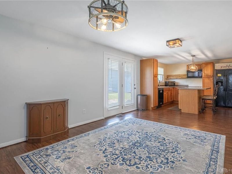 7336 Cohasset Drive, Huber Heights, OH 45424 Photo 4