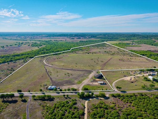 12601 Fm 20, Kingsbury, TX 78638