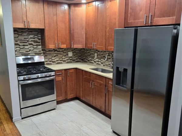 3809 Barnes Avenue , Bronx, NY 10467