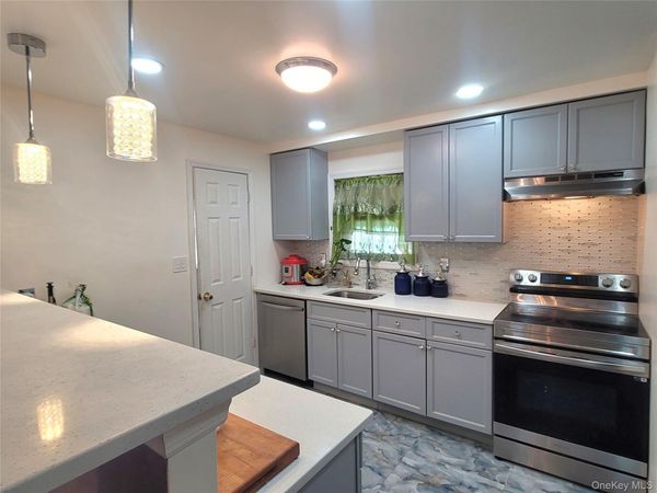 208-15 110th Avenue, Queens Village, NY 11429