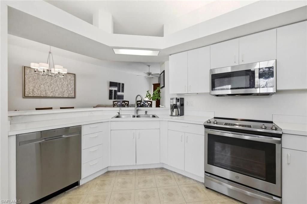 6808 Satinleaf Rd S, Unit 202, Naples, FL 34109 Photo