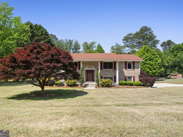 955 June Drive SW, Conyers, GA 30094