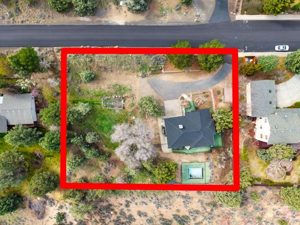 3244 SW 34th Street, Redmond, OR 97756