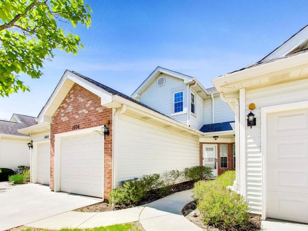 1506 GOLFVIEW Court , Glendale Heights, IL 60139