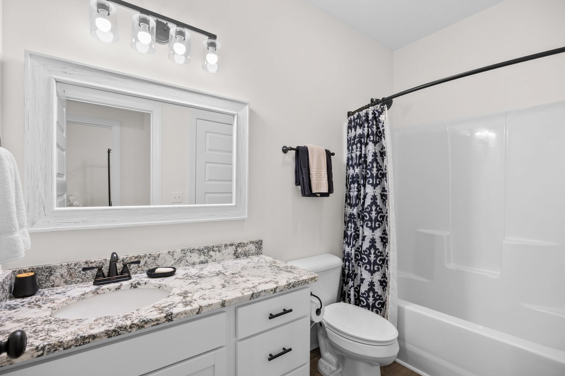 386 Long Meadow Dr. Photo 31