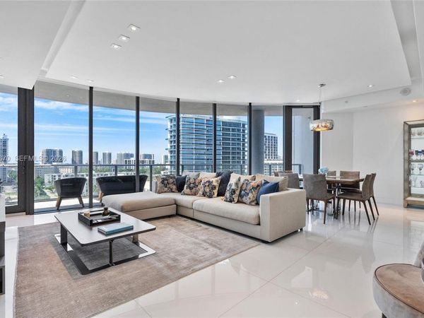 17475 Collins Ave , Unit 504, Sunny Isles Beach, FL 33160