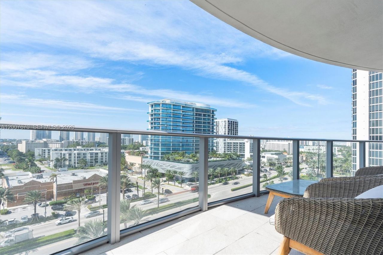 17475 Collins Ave , Unit 504, Sunny Isles Beach, FL 33160 Photo