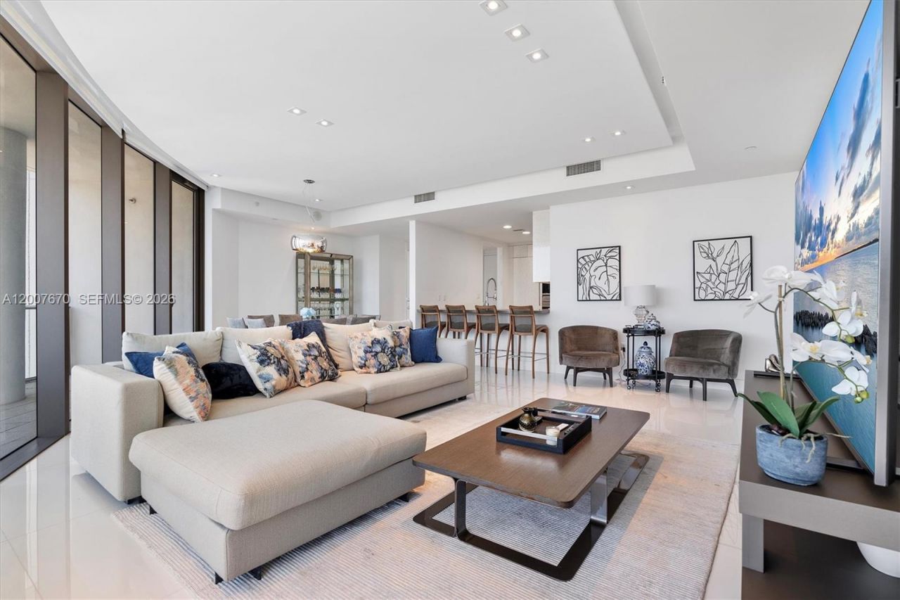 17475 Collins Ave , Unit 504, Sunny Isles Beach, FL 33160 Photo